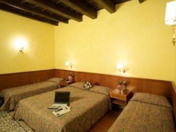 Couette-café Al Colosseo 8 3*